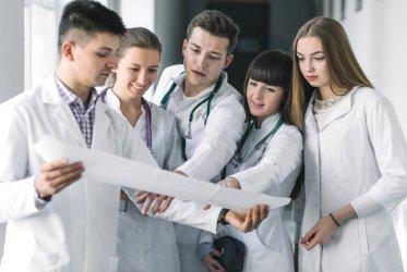 Не достигат лекари и учители в Разград